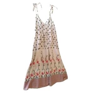 White sun dress medium 🌟